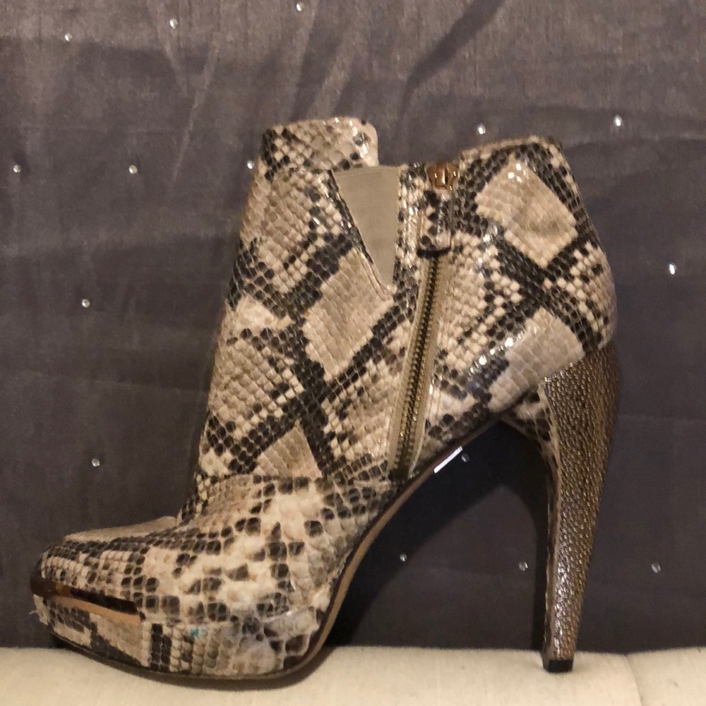 Herve Leger snakeskin booties - Picture 5 of 6